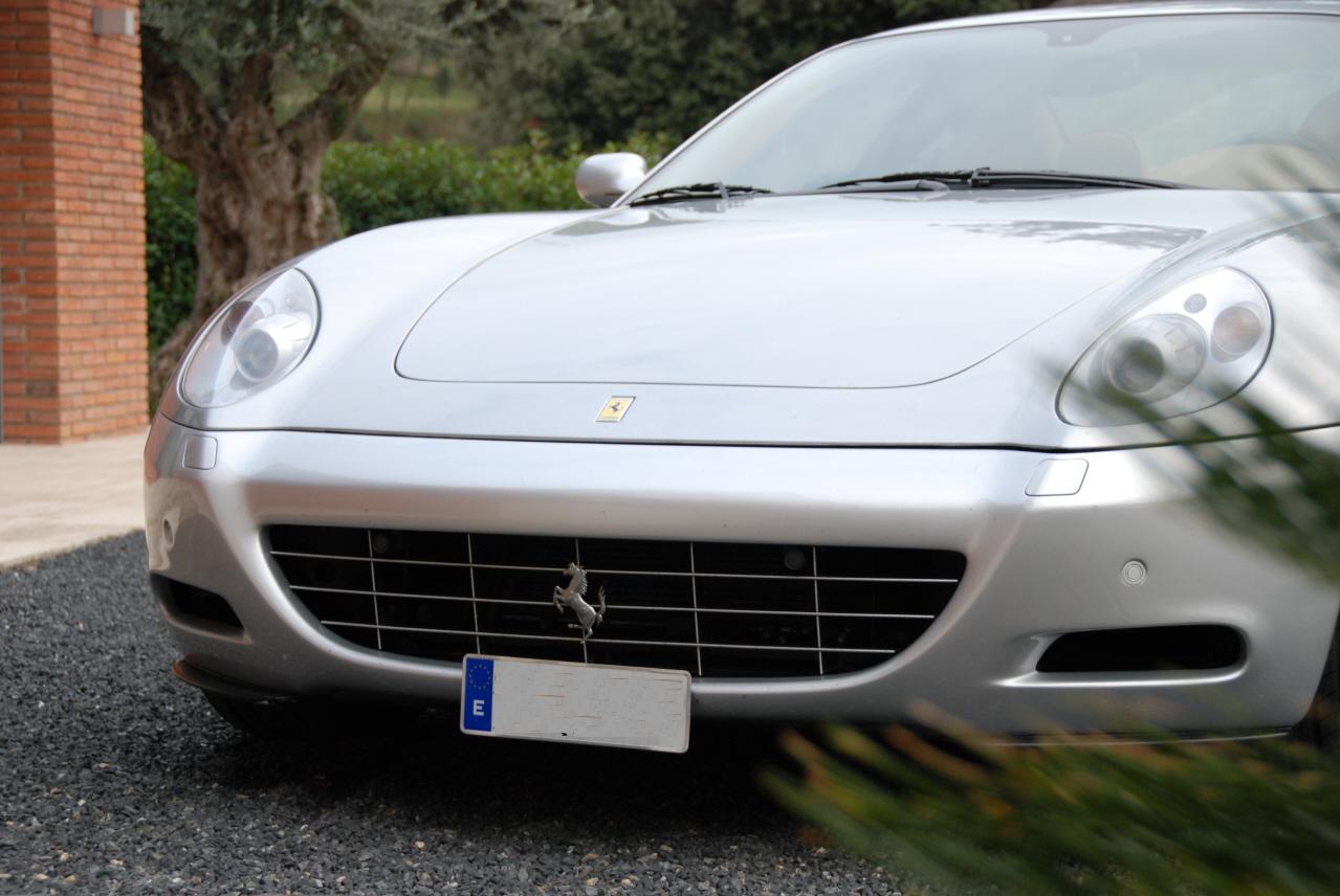 ferrari-Ferrari scaglietti01.JPG